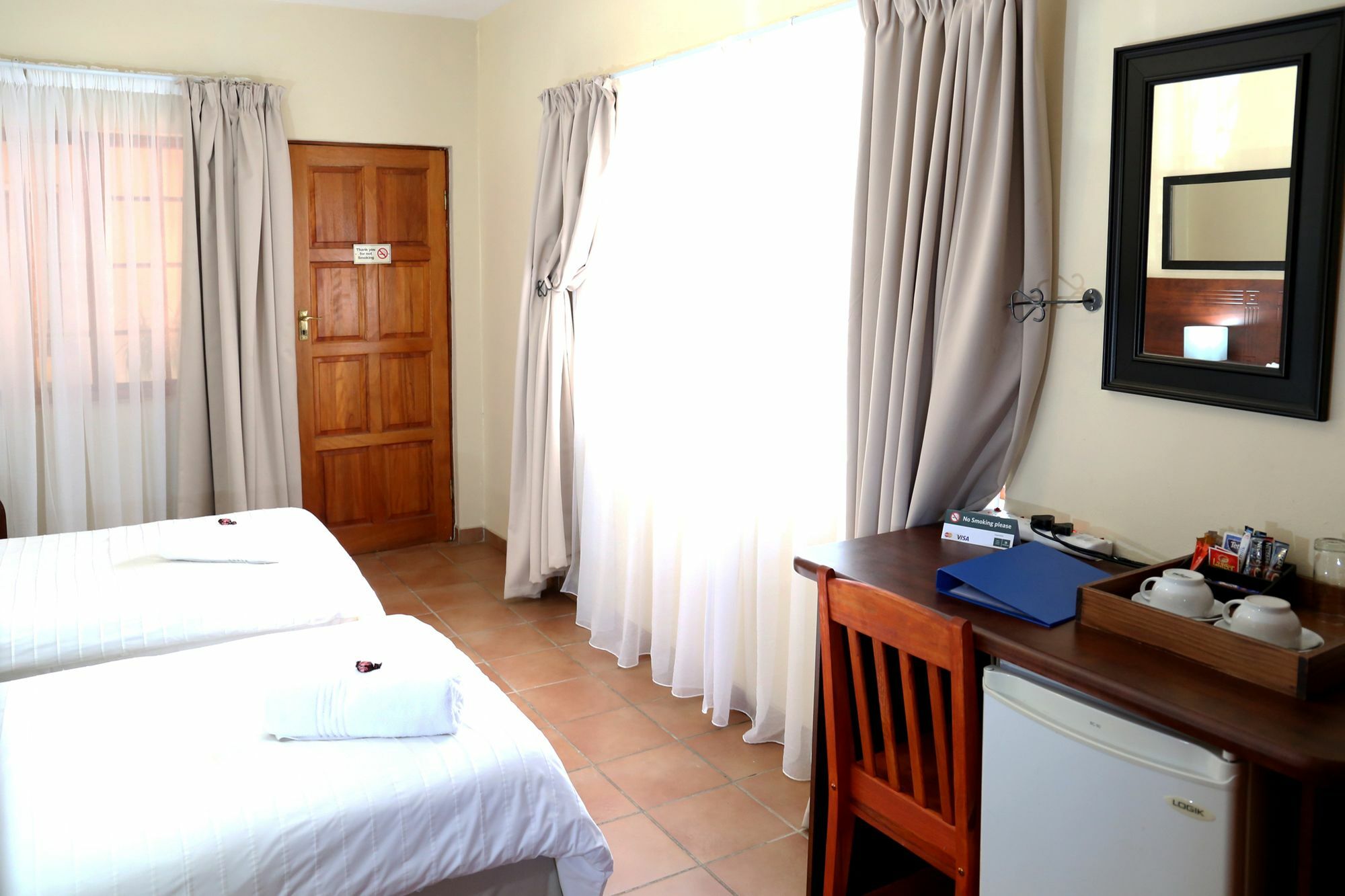 Morulana Guest House Kempton Park Dış mekan fotoğraf
